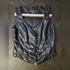 nouveau vest